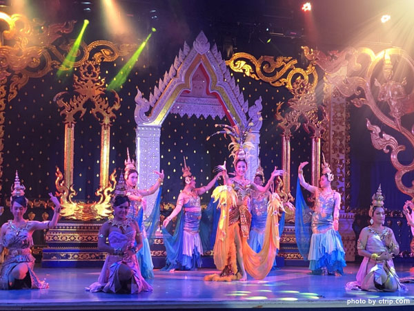 spectacle transsexuel à Bangkok